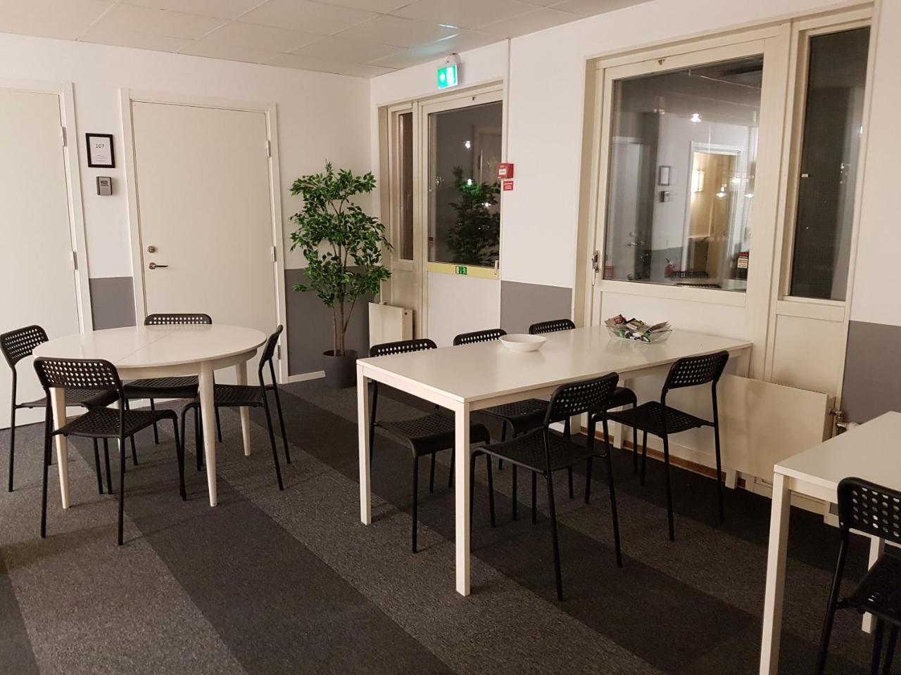 Vandrarhem Uppsala - Portalgatan Екстер'єр фото