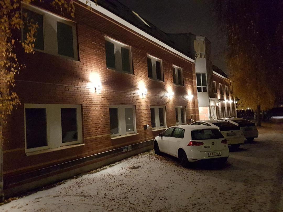 Vandrarhem Uppsala - Portalgatan Екстер'єр фото